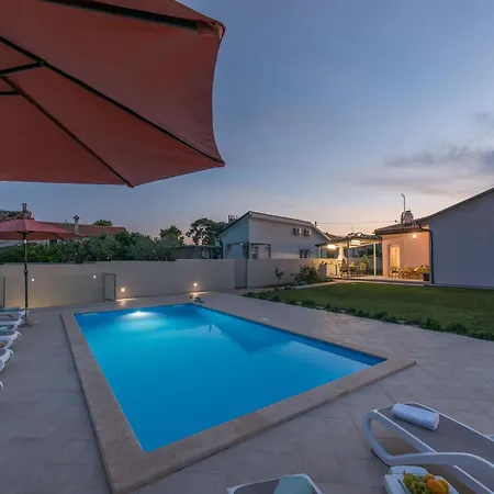 In Novigrad With Private Pool *