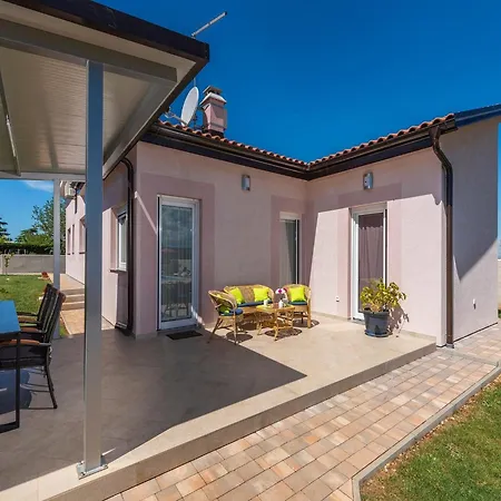 Holiday home In Novigrad With Private Pool *